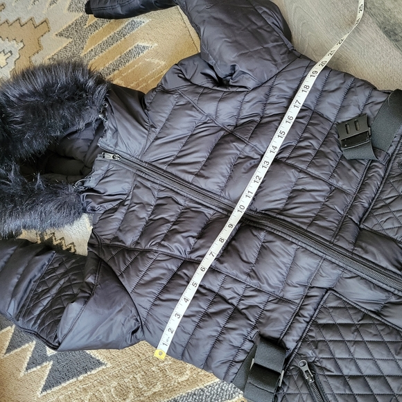 The Northface Black Goose Down Puffer Belted Winter Jacket - Picture 12 of 12
